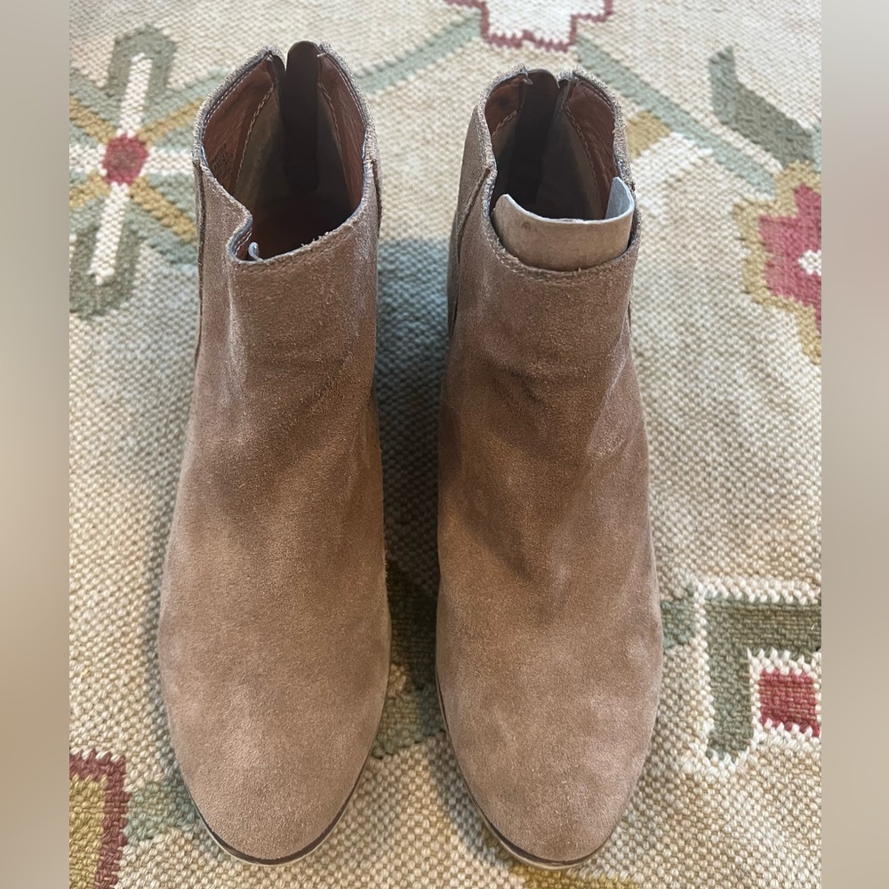 Lucky Brand Tan Suede Ankle Booties 11 M